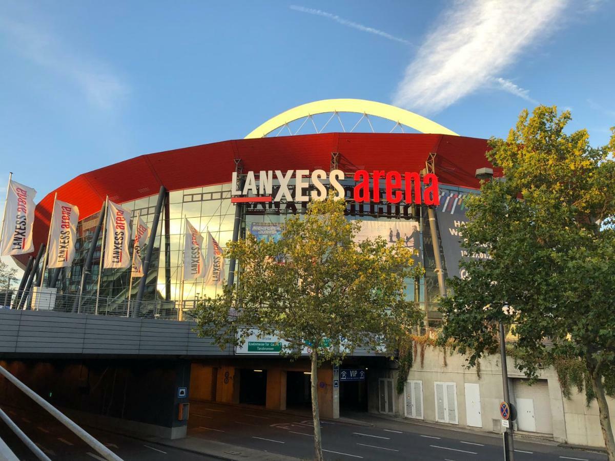 Luxus Nähe Messe - Lanxess Arena *